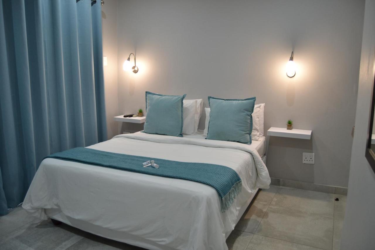 African Sands Guesthouse Load Shedding Free Bloemfontein Bagian luar foto